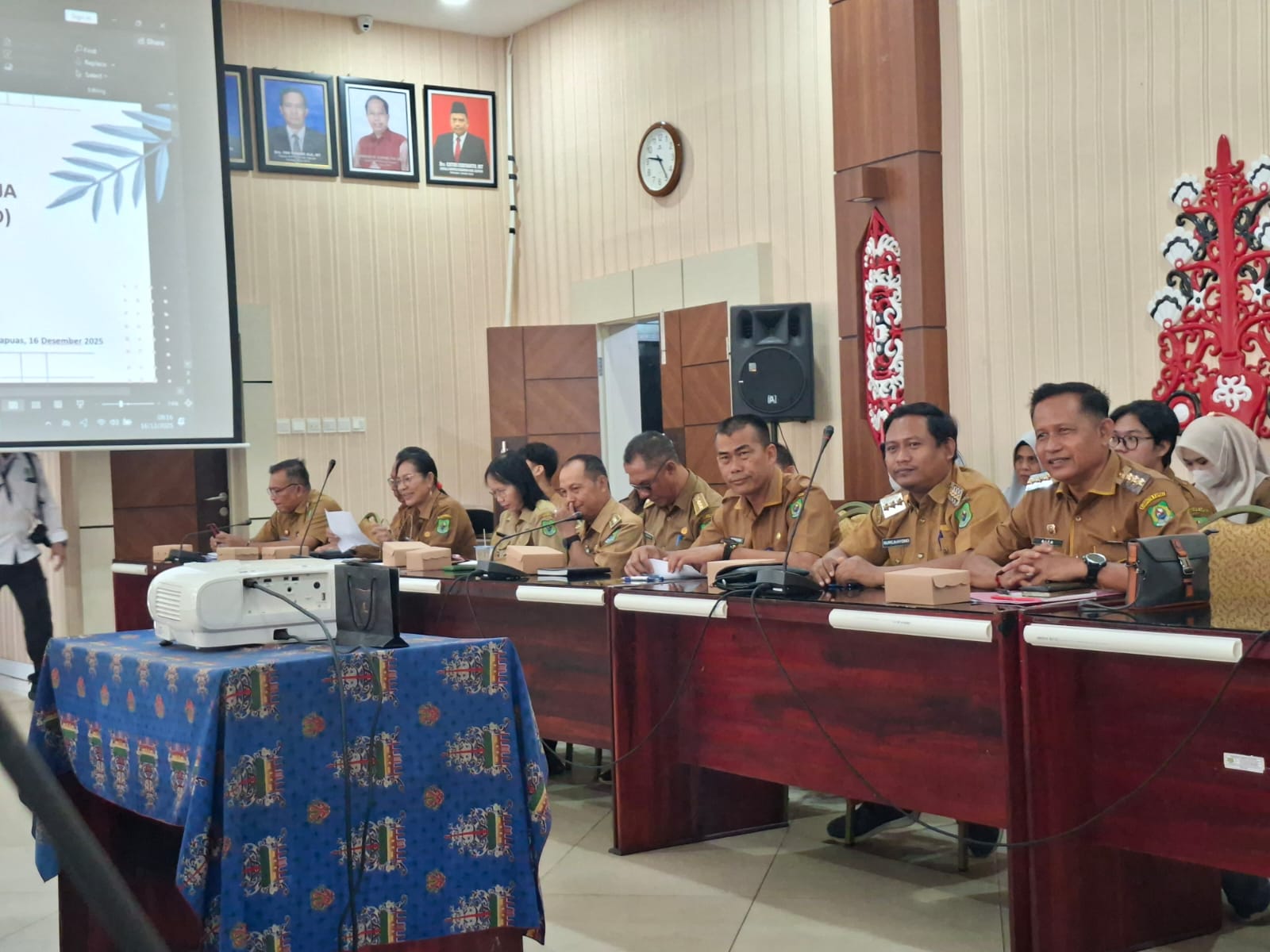 sekda-kapuas-pimpin-orientasi-penyusunan-rkpd-kabupaten-kapuas-tahun-2027